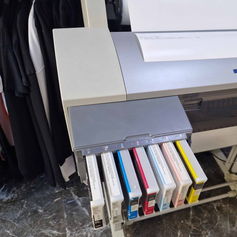 EPSON 7600